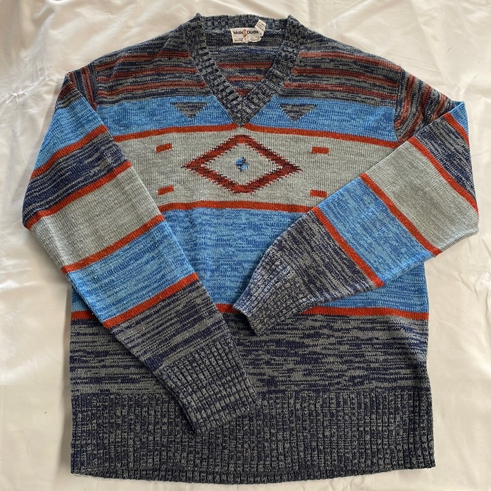 Men’s V-Neck Aztec/Western Style Sweater Size Large